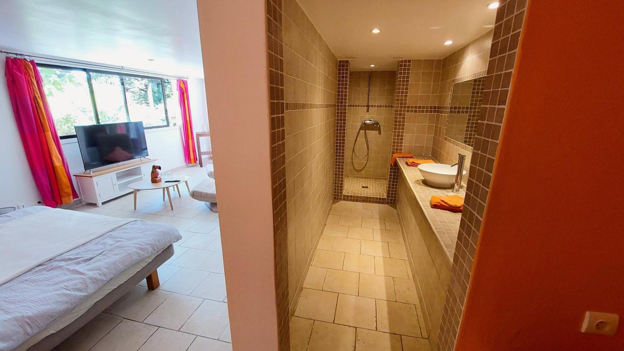 La Deviniere Hotel Donzere Phòng bức ảnh
